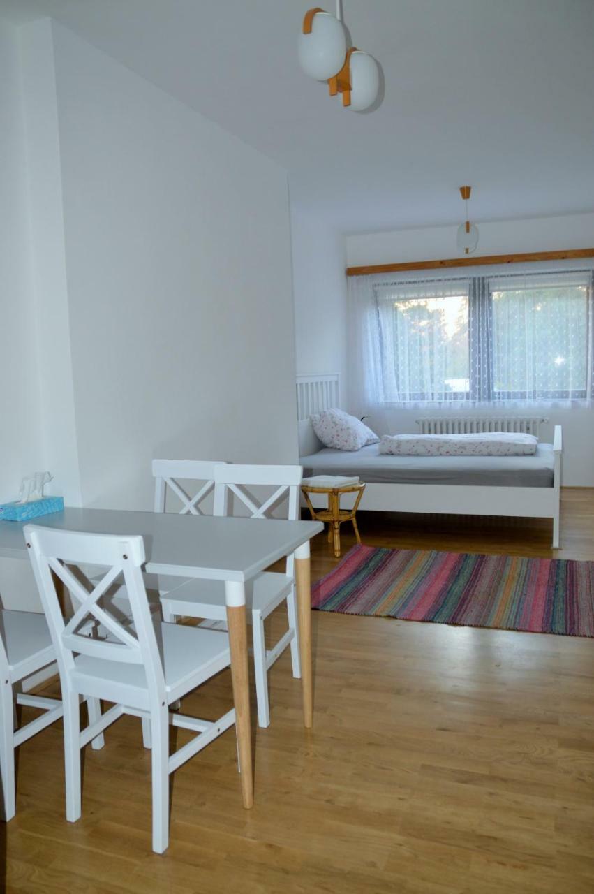 Ubytovani V Klanovicich - Forest Garden Holiday home Prague